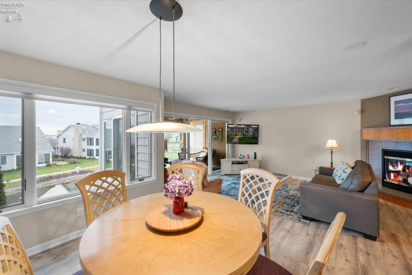 10654 Bayshore Road, Marblehead, 43440, 4 Bedrooms Bedrooms, ,5 BathroomsBathrooms,Residential,For Sale,Bayshore,20261068