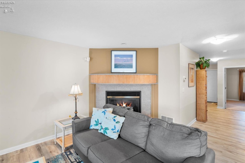 10654 Bayshore Road, Marblehead, 43440, 4 Bedrooms Bedrooms, ,5 BathroomsBathrooms,Residential,For Sale,Bayshore,20261068