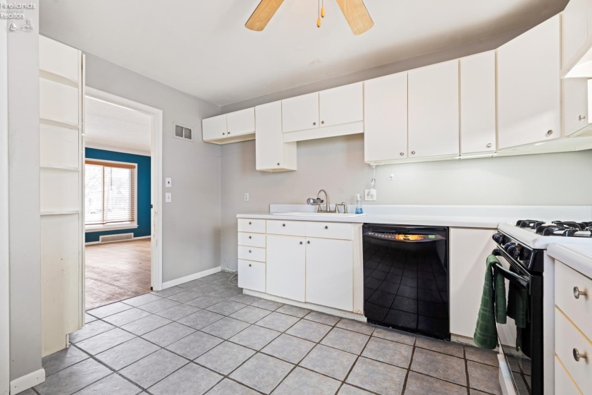 3121 Daleford Drive, Toledo, 43614, 3 Bedrooms Bedrooms, ,2 BathroomsBathrooms,Residential,For Sale,Daleford,20261056