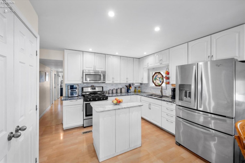 1623 Catawba Road, Port Clinton, 43452, 2 Bedrooms Bedrooms, ,2 BathroomsBathrooms,Residential,For Sale,Catawba,20261077