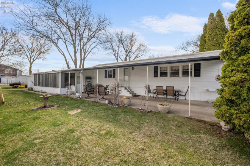 1623 Catawba Road, Port Clinton, 43452, 2 Bedrooms Bedrooms, ,2 BathroomsBathrooms,Residential,For Sale,Catawba,20261077