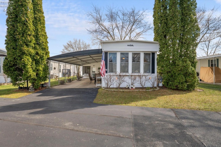 1623 Catawba Road, Port Clinton, 43452, 2 Bedrooms Bedrooms, ,2 BathroomsBathrooms,Residential,For Sale,Catawba,20261077