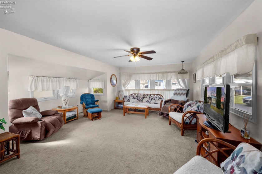 1623 Catawba Road, Port Clinton, 43452, 2 Bedrooms Bedrooms, ,2 BathroomsBathrooms,Residential,For Sale,Catawba,20261077