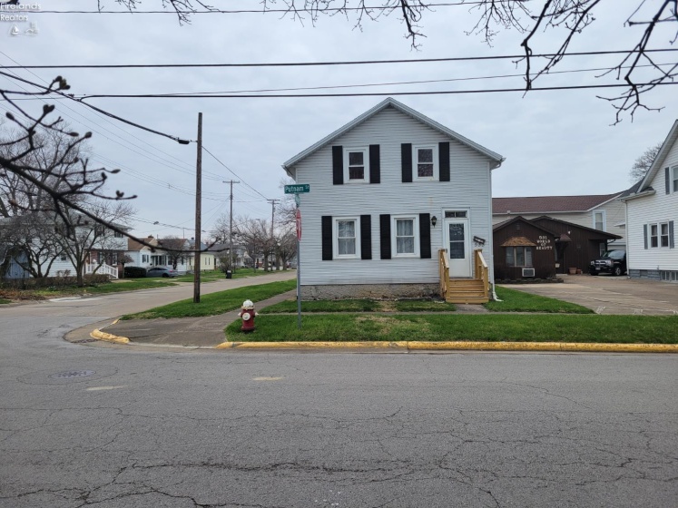 533 Putnam, Sandusky, 44870, 3 Bedrooms Bedrooms, ,2 BathroomsBathrooms,Residential,For Sale,Putnam,20261055