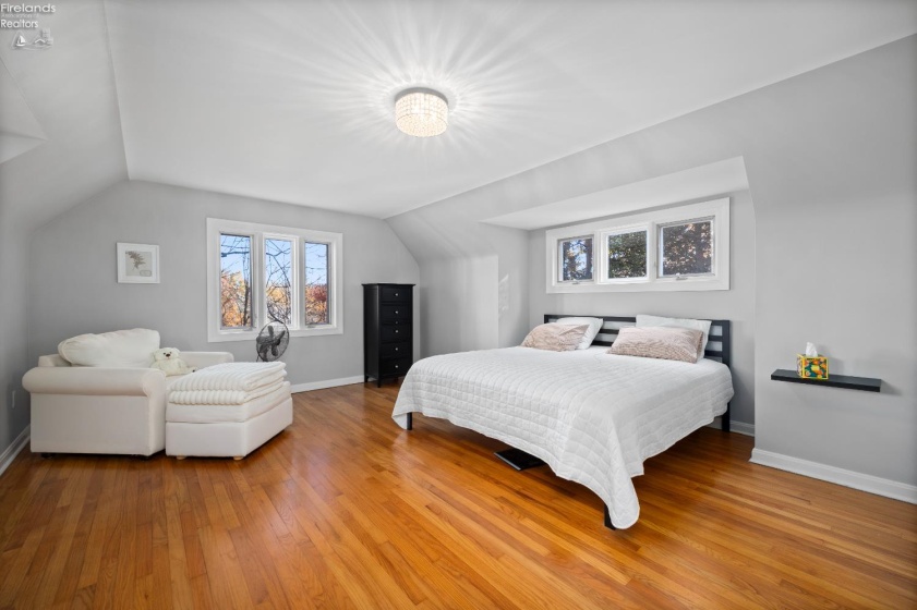 18500 Edgewood Drive, Rocky River, 44116, 3 Bedrooms Bedrooms, ,2 BathroomsBathrooms,Residential,For Sale,Edgewood,20261087