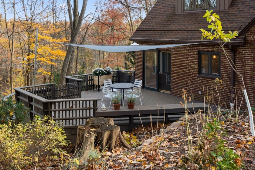 18500 Edgewood Drive, Rocky River, 44116, 3 Bedrooms Bedrooms, ,2 BathroomsBathrooms,Residential,For Sale,Edgewood,20261087