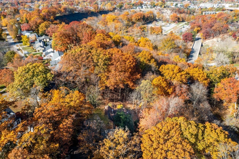 18500 Edgewood Drive, Rocky River, 44116, 3 Bedrooms Bedrooms, ,2 BathroomsBathrooms,Residential,For Sale,Edgewood,20261087