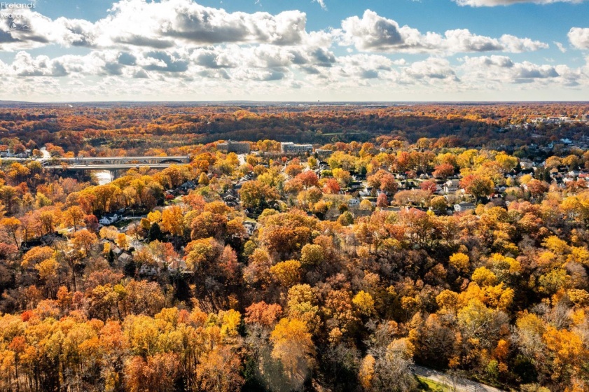 18500 Edgewood Drive, Rocky River, 44116, 3 Bedrooms Bedrooms, ,2 BathroomsBathrooms,Residential,For Sale,Edgewood,20261087