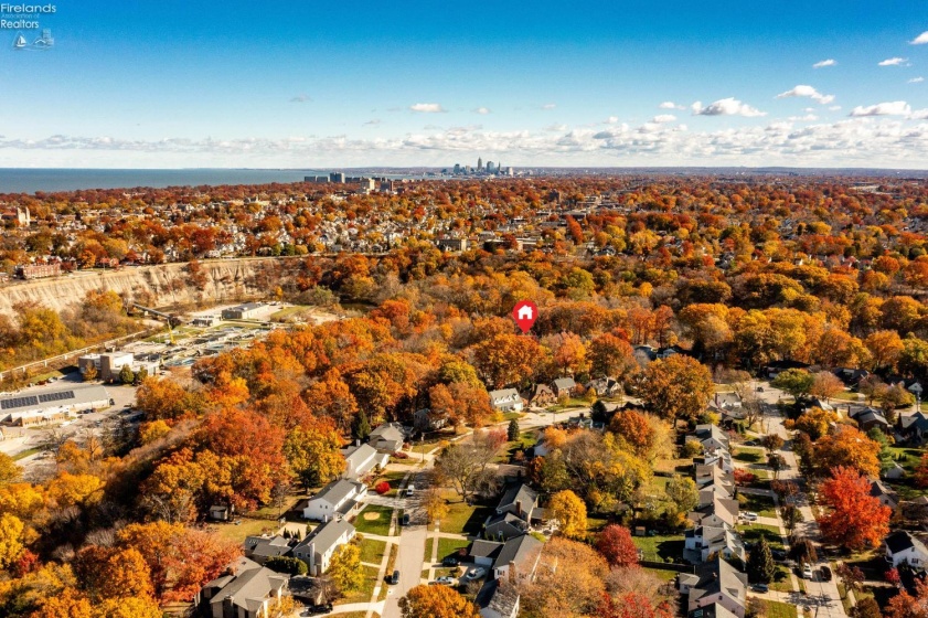 18500 Edgewood Drive, Rocky River, 44116, 3 Bedrooms Bedrooms, ,2 BathroomsBathrooms,Residential,For Sale,Edgewood,20261087