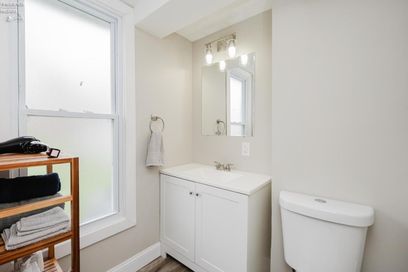 421 4th, Port Clinton, 43452, 2 Bedrooms Bedrooms, ,1 BathroomBathrooms,Residential,For Sale,4th,20261040