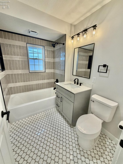 127 Wentz Street, Tiffin, 44883, 3 Bedrooms Bedrooms, ,2 BathroomsBathrooms,Residential,For Sale,Wentz,20261065