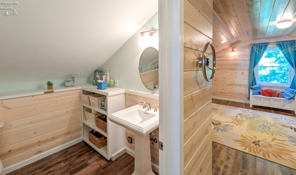 174 Booker Lane, Put-In-Bay, 43456, 4 Bedrooms Bedrooms, ,5 BathroomsBathrooms,Residential,For Sale,Booker,20260956