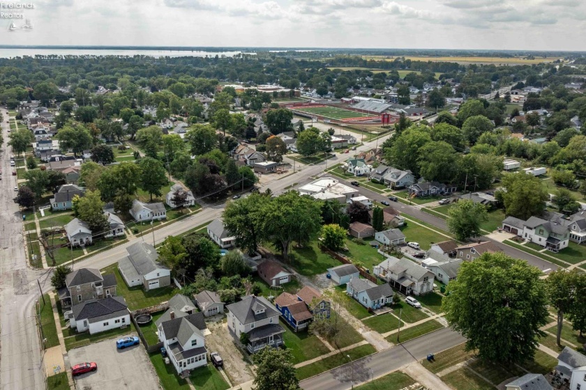 413 Third Street, Port Clinton, 43452, 3 Bedrooms Bedrooms, ,2 BathroomsBathrooms,Residential,For Sale,Third,20261090