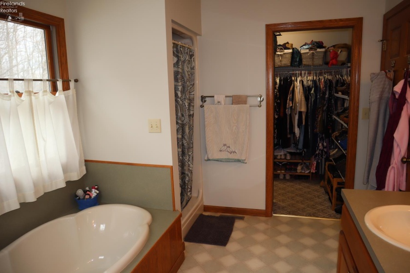 2540 New State Road, Norwalk, 44857, 3 Bedrooms Bedrooms, ,3 BathroomsBathrooms,Residential,For Sale,New State,20261081