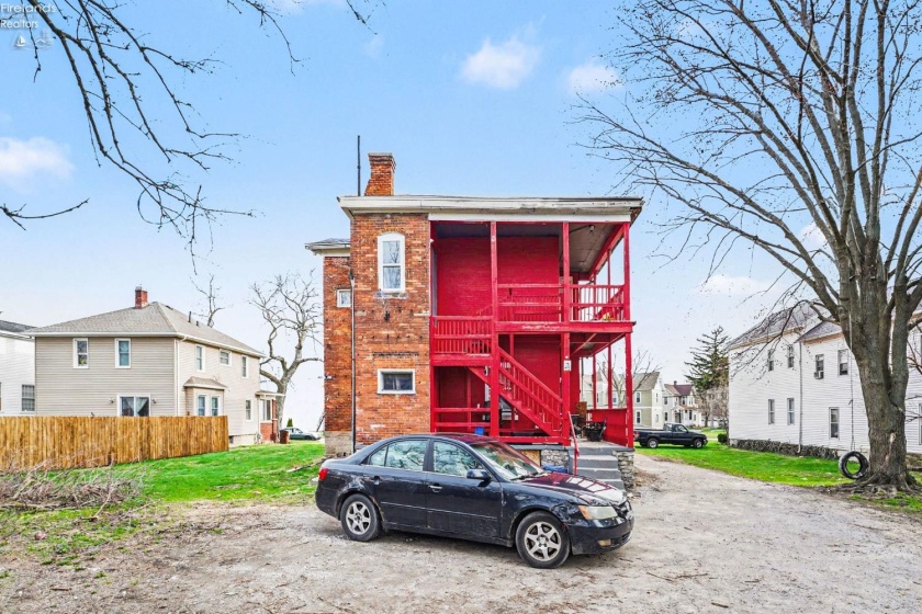 519 Huron Ave, Sandusky, 44870, ,Multiple Units,For Sale,Huron Ave,20261100