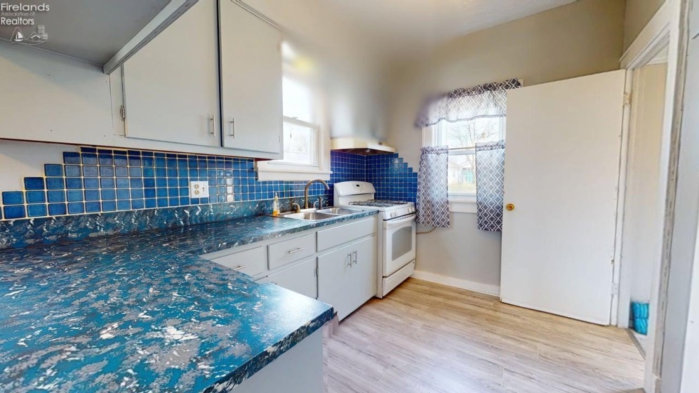 529 Main Street, Willard, 44890, 4 Bedrooms Bedrooms, ,1 BathroomBathrooms,Residential,For Sale,Main,20261107