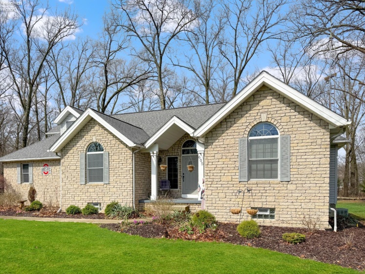 605 Sassafras Drive, Vermilion, 44089, 3 Bedrooms Bedrooms, ,3 BathroomsBathrooms,Residential,For Sale,Sassafras,20261115