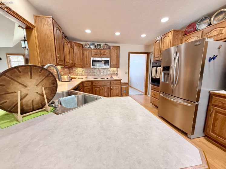 605 Sassafras Drive, Vermilion, 44089, 3 Bedrooms Bedrooms, ,3 BathroomsBathrooms,Residential,For Sale,Sassafras,20261115