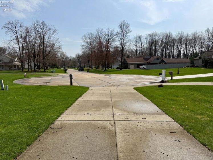 605 Sassafras Drive, Vermilion, 44089, 3 Bedrooms Bedrooms, ,3 BathroomsBathrooms,Residential,For Sale,Sassafras,20261115