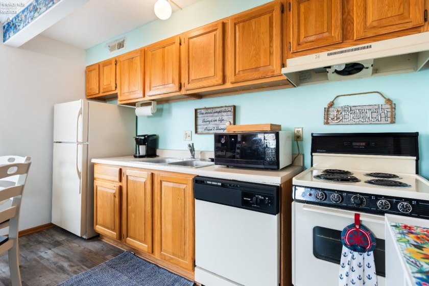 59 Schooner Point Drive, Port Clinton, 43452, 3 Bedrooms Bedrooms, ,2 BathroomsBathrooms,Residential,For Sale,Schooner Point,20261116