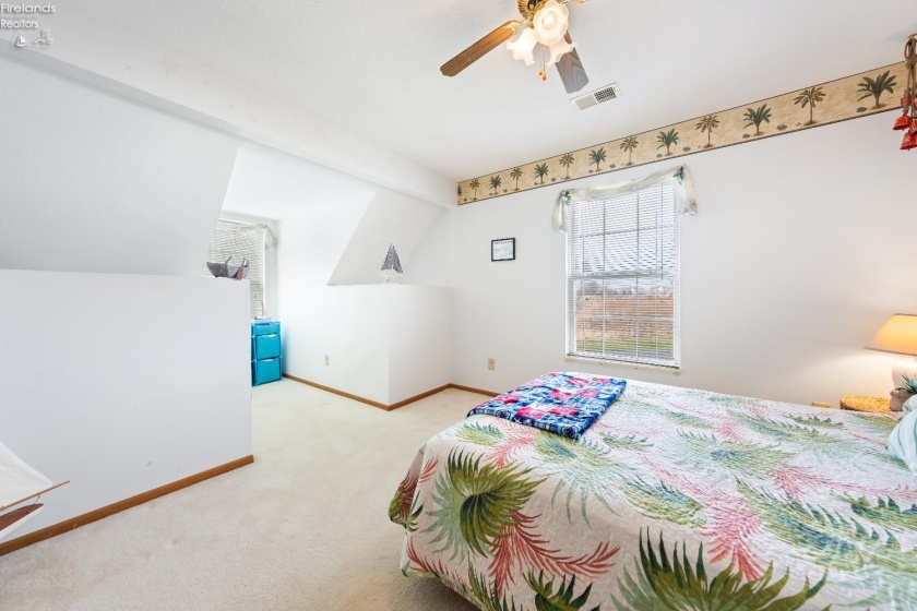 59 Schooner Point Drive, Port Clinton, 43452, 3 Bedrooms Bedrooms, ,2 BathroomsBathrooms,Residential,For Sale,Schooner Point,20261116