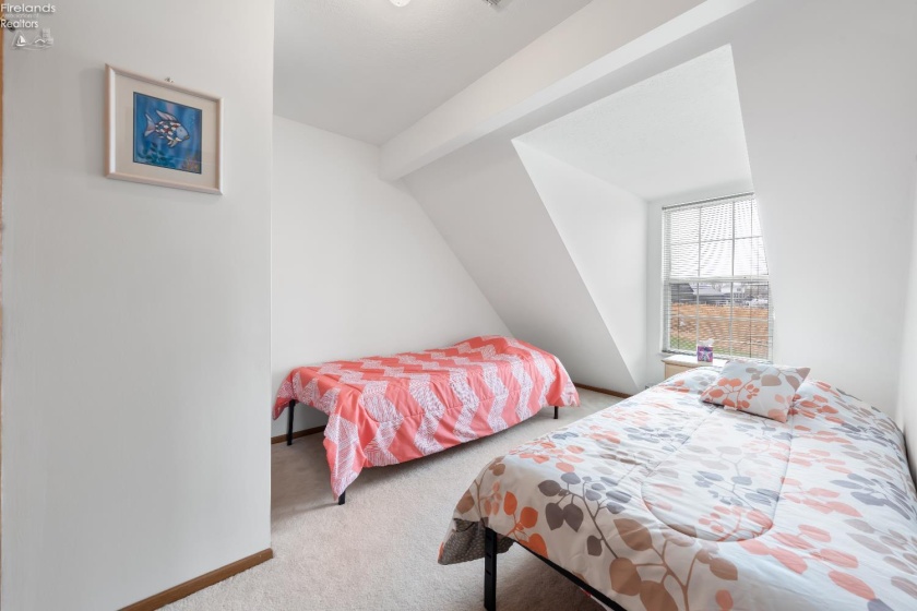 59 Schooner Point Drive, Port Clinton, 43452, 3 Bedrooms Bedrooms, ,2 BathroomsBathrooms,Residential,For Sale,Schooner Point,20261116