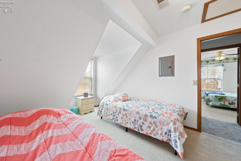 59 Schooner Point Drive, Port Clinton, 43452, 3 Bedrooms Bedrooms, ,2 BathroomsBathrooms,Residential,For Sale,Schooner Point,20261116