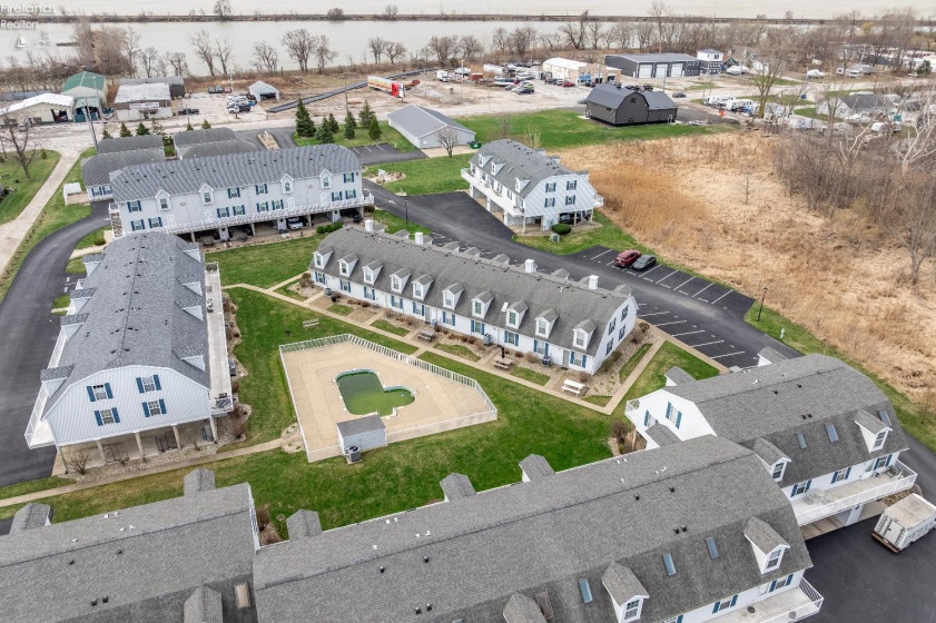 59 Schooner Point Drive, Port Clinton, 43452, 3 Bedrooms Bedrooms, ,2 BathroomsBathrooms,Residential,For Sale,Schooner Point,20261116