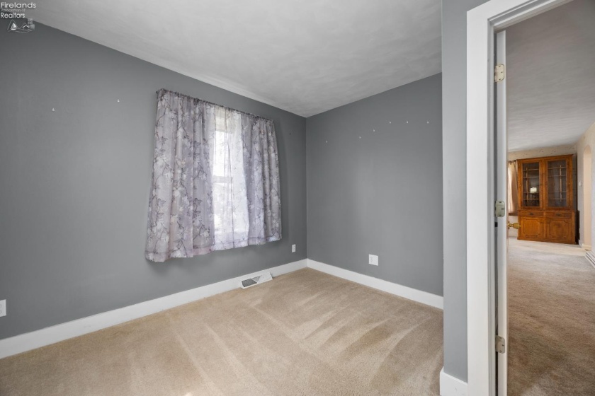 1009 5th Street, Fremont, 43420, 3 Bedrooms Bedrooms, ,1 BathroomBathrooms,Residential,For Sale,5th,20260925