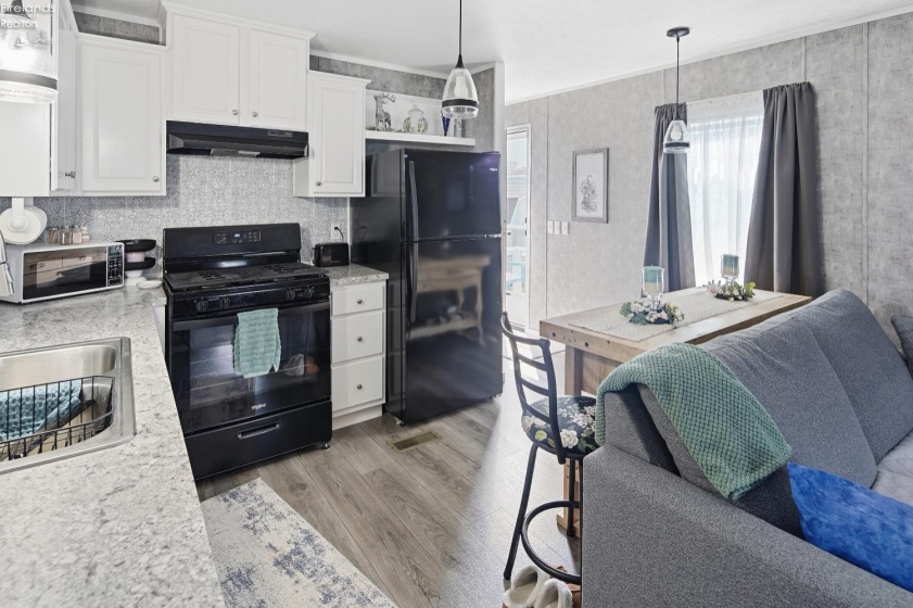 1451 Oak Harbor Rd #32A, Fremont, 43420, 1 Bedroom Bedrooms, ,1 BathroomBathrooms,Residential,For Sale,Oak Harbor Rd #32A,20261111