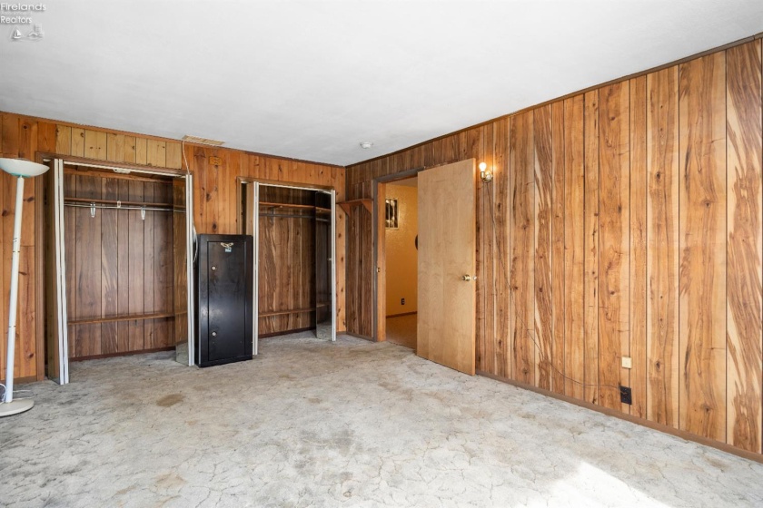 14307 Darrow Road, Vermilion, 44089, 4 Bedrooms Bedrooms, ,1 BathroomBathrooms,Residential,For Sale,Darrow,20261010