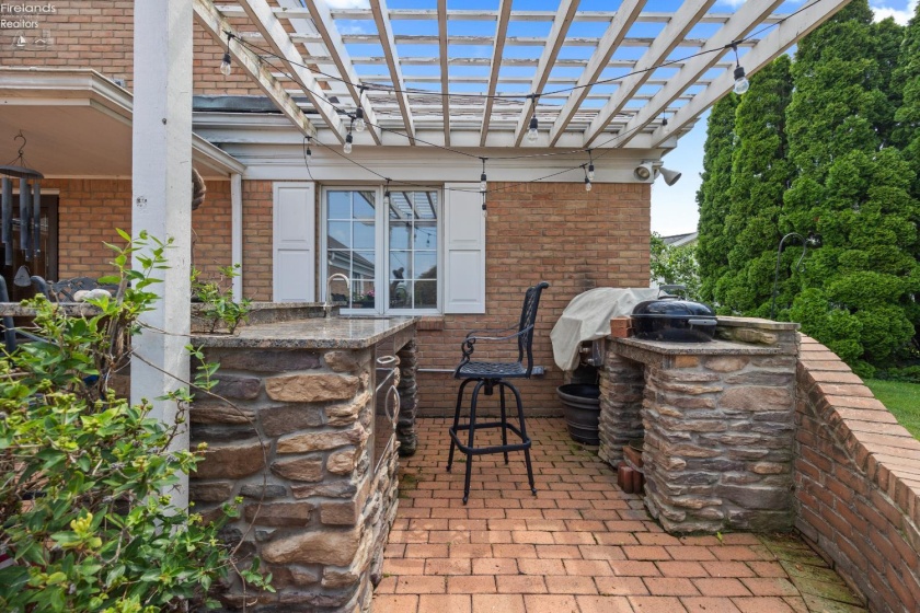 1711 Willow Drive, Sandusky, 44870, 4 Bedrooms Bedrooms, ,5 BathroomsBathrooms,Residential,For Sale,Willow,20261119