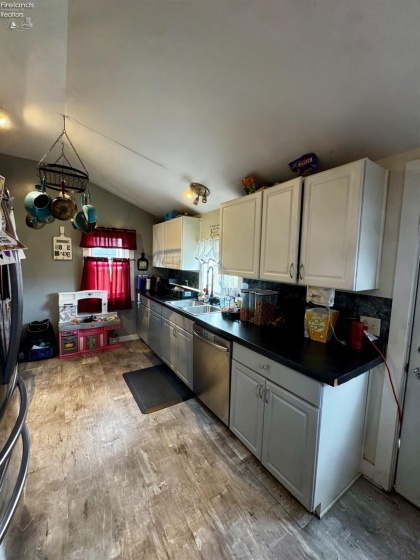 1203 Monroe Street, Sandusky, 44870, 4 Bedrooms Bedrooms, ,1 BathroomBathrooms,Residential,For Sale,Monroe,20261120