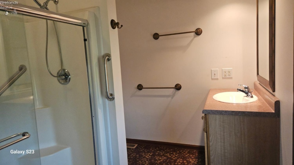 401 Rockport Drive, Lakeside, 43440, 4 Bedrooms Bedrooms, ,5 BathroomsBathrooms,Residential,For Sale,Rockport,20261121