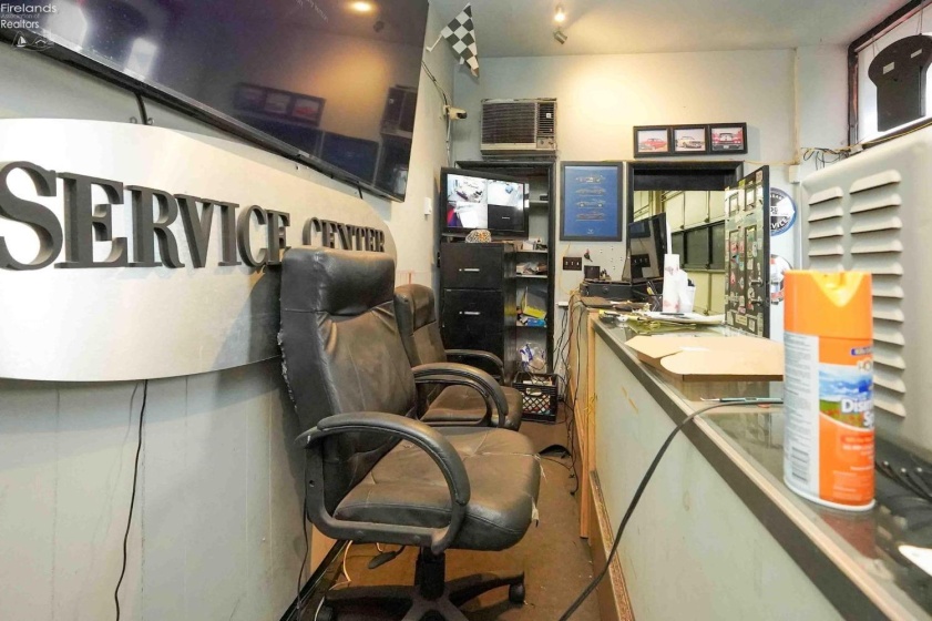 1001 Cleveland Road, Sandusky, 44870, ,Commercial,For Sale,Cleveland,20261124