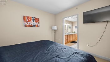 401 Shoreline Drive, Sandusky, 44870, 2 Bedrooms Bedrooms, ,2 BathroomsBathrooms,Residential,For Sale,Shoreline,20260877