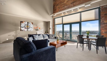 401 Shoreline Drive, Sandusky, 44870, 2 Bedrooms Bedrooms, ,2 BathroomsBathrooms,Residential,For Sale,Shoreline,20260877