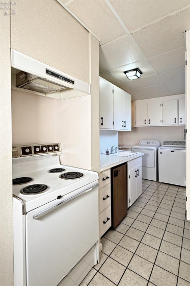 35 Willow Court, Tiffin, 44883, 4 Bedrooms Bedrooms, ,3 BathroomsBathrooms,Residential,For Sale,Willow,20261102