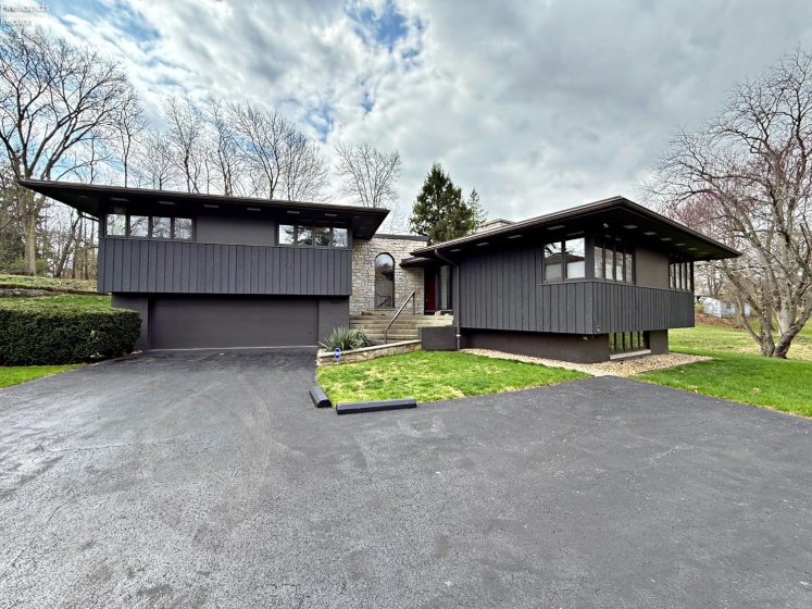 35 Willow Court, Tiffin, 44883, 4 Bedrooms Bedrooms, ,3 BathroomsBathrooms,Residential,For Sale,Willow,20261102