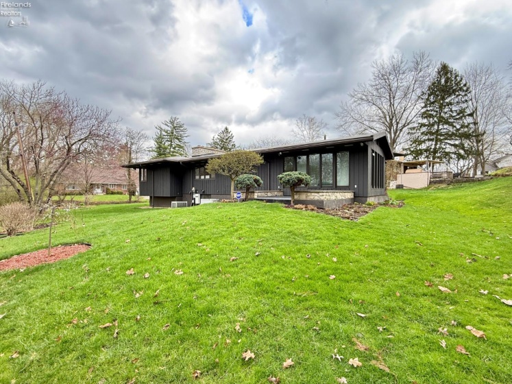 35 Willow Court, Tiffin, 44883, 4 Bedrooms Bedrooms, ,3 BathroomsBathrooms,Residential,For Sale,Willow,20261102