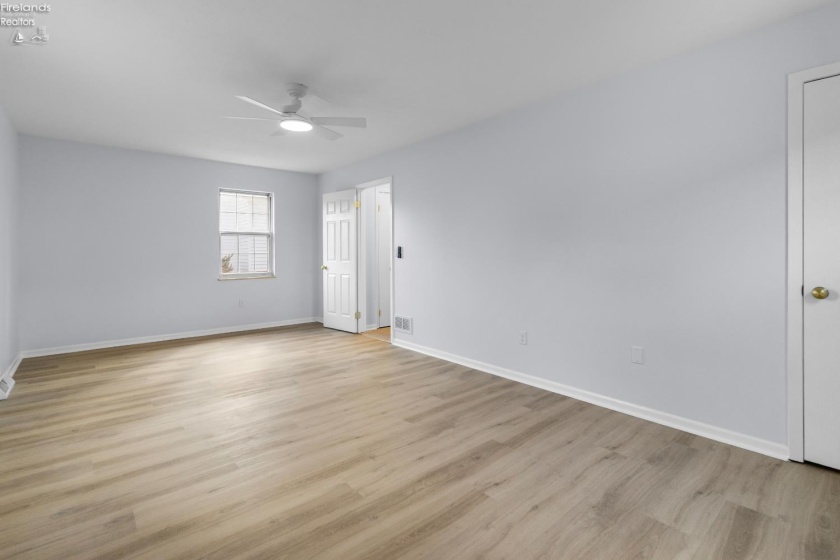 914 Hayes Avenue, Sandusky, 44870, 3 Bedrooms Bedrooms, ,1 BathroomBathrooms,Residential,For Sale,Hayes,20261127