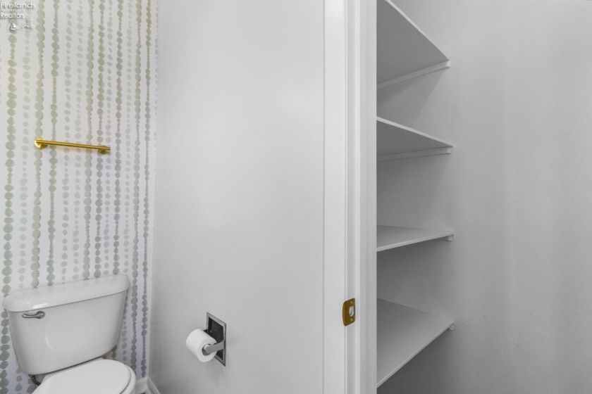 914 Hayes Avenue, Sandusky, 44870, 3 Bedrooms Bedrooms, ,1 BathroomBathrooms,Residential,For Sale,Hayes,20261127