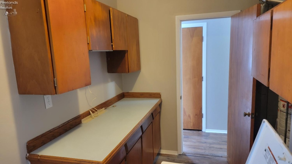 612 Helina Drive, Sandusky, 44870, 3 Bedrooms Bedrooms, ,1 BathroomBathrooms,Residential,For Sale,Helina,20260641