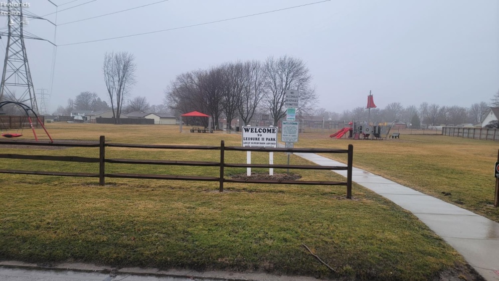 612 Helina Drive, Sandusky, 44870, 3 Bedrooms Bedrooms, ,1 BathroomBathrooms,Residential,For Sale,Helina,20260641