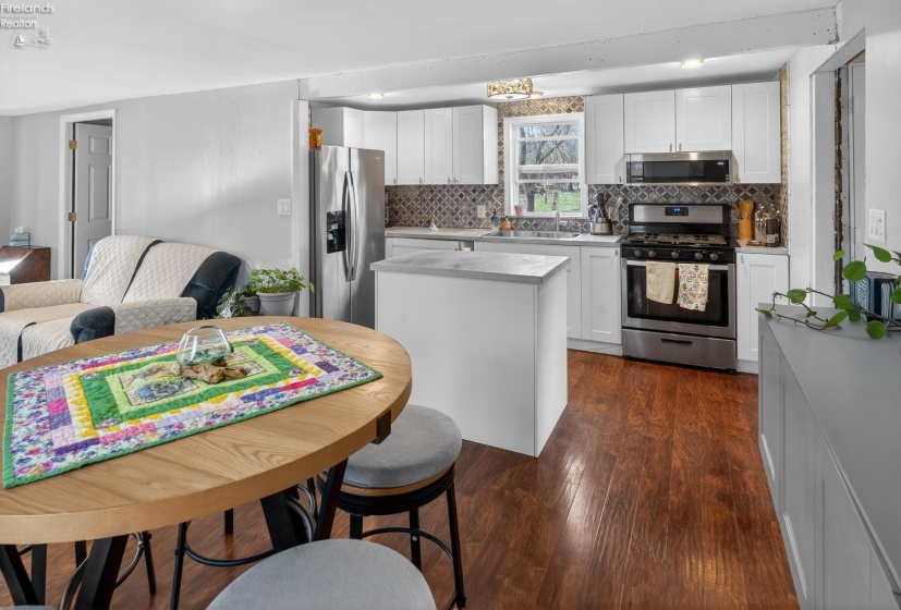 224 Linwood Avenue, Sandusky, 44870, 2 Bedrooms Bedrooms, ,1 BathroomBathrooms,Residential,For Sale,Linwood,20261083