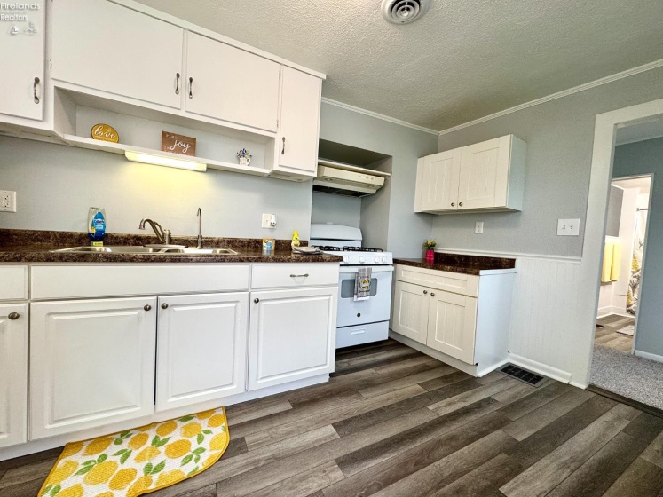 542 Camp Street, Sandusky, 44870, 3 Bedrooms Bedrooms, ,1 BathroomBathrooms,Residential,For Sale,Camp,20261103