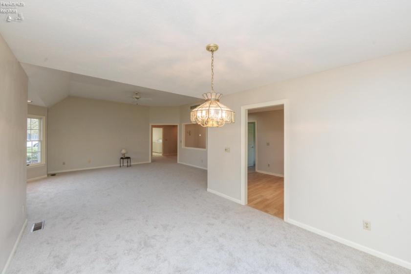 1418 Julianne Circle, Sandusky, 44870, 3 Bedrooms Bedrooms, ,2 BathroomsBathrooms,Residential,For Sale,Julianne,20261136