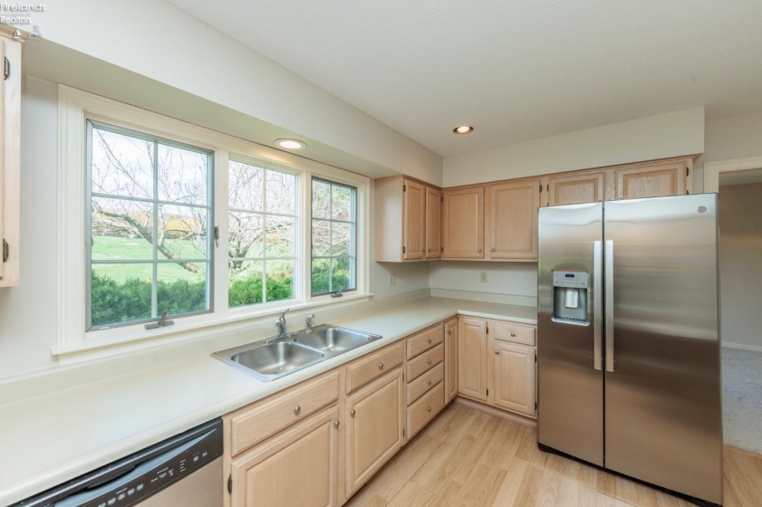 1418 Julianne Circle, Sandusky, 44870, 3 Bedrooms Bedrooms, ,2 BathroomsBathrooms,Residential,For Sale,Julianne,20261136