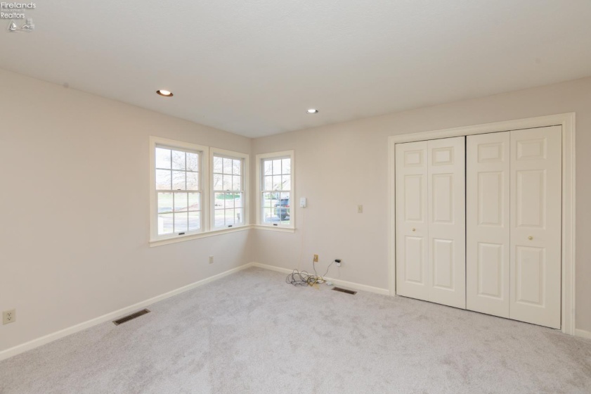 1418 Julianne Circle, Sandusky, 44870, 3 Bedrooms Bedrooms, ,2 BathroomsBathrooms,Residential,For Sale,Julianne,20261136