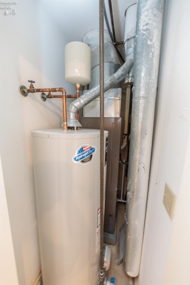 1418 Julianne Circle, Sandusky, 44870, 3 Bedrooms Bedrooms, ,2 BathroomsBathrooms,Residential,For Sale,Julianne,20261136